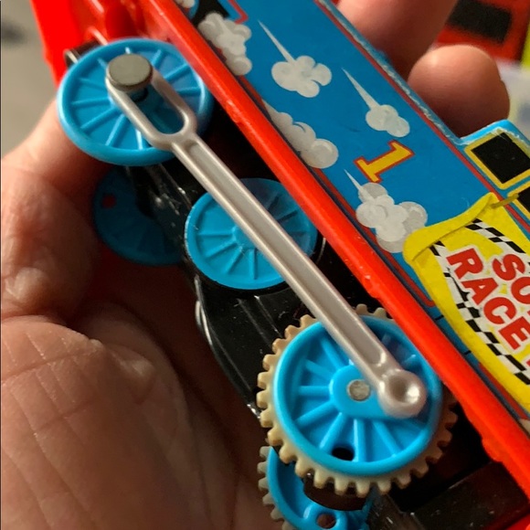 THOMAS SODOR RACE DAY Trackmaster Train Engine - Picture 10 of 14